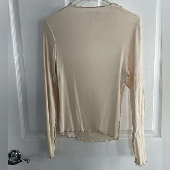 Winston Cutout Top - Picture 3 of 5